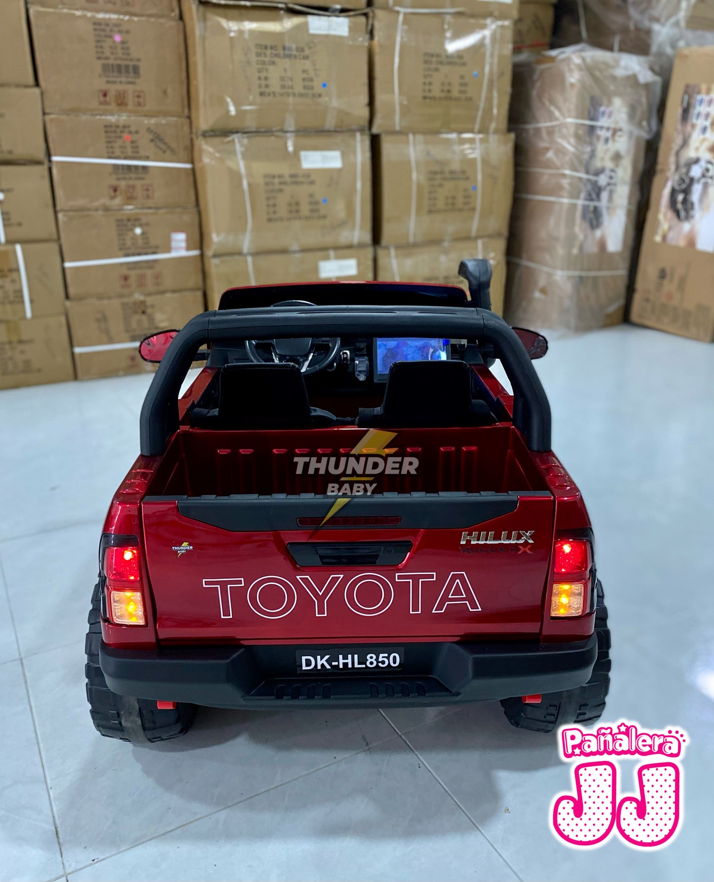 TOYOTA HILUX 24V LICENCIADA - GAMA ALTA