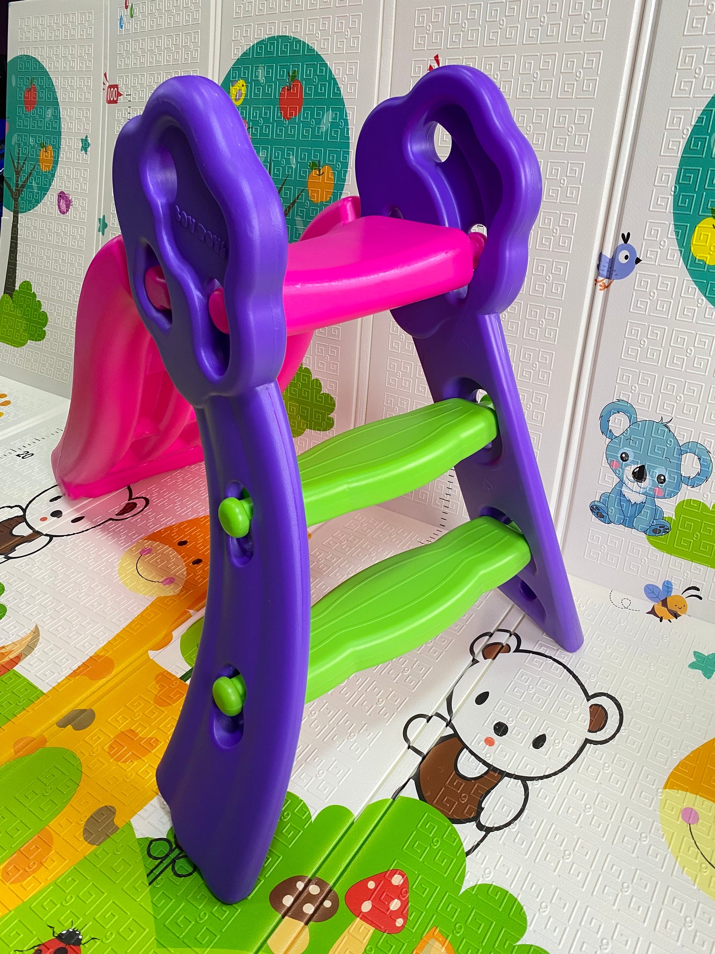Resbalador infantil - Diversión segura en casa