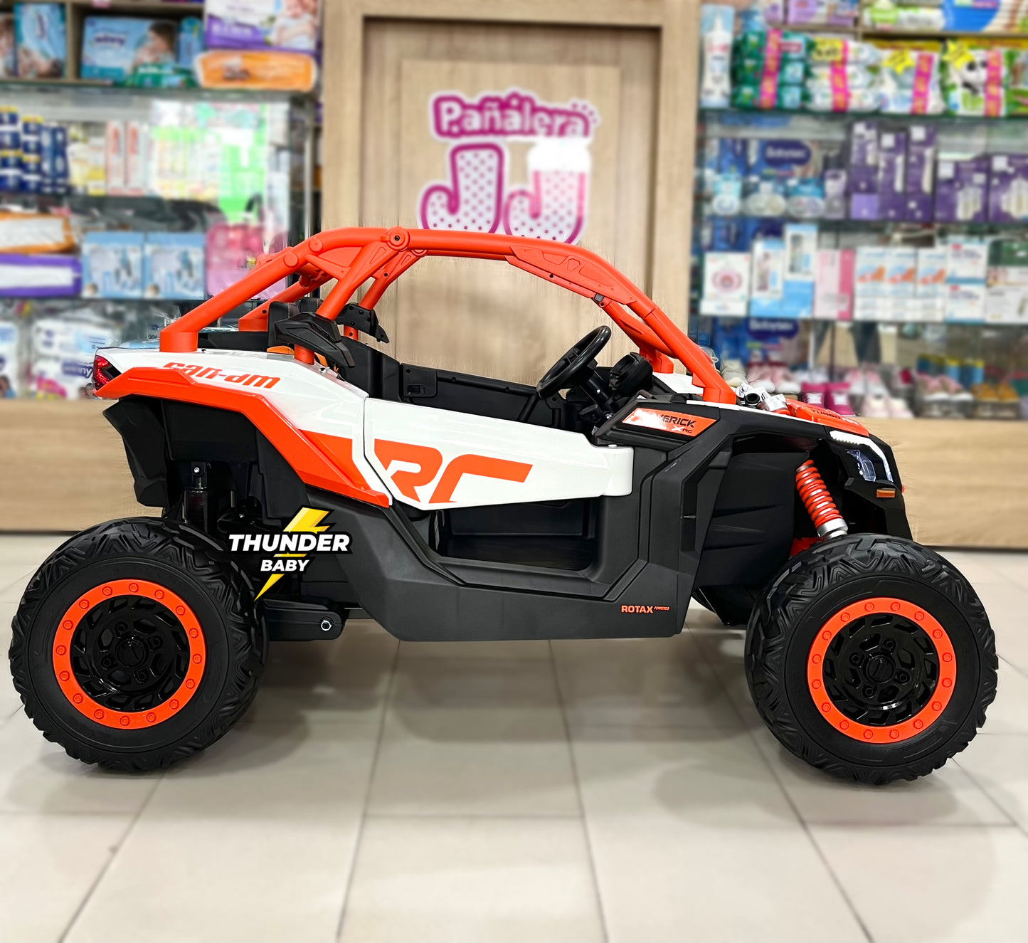 Can - Am Maverick Licenciado con pantalla en versiones de 12 y 24 voltios